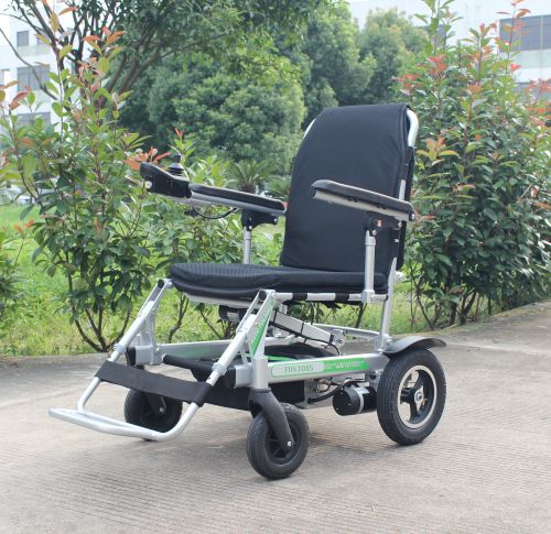 電動(dòng)輪椅車