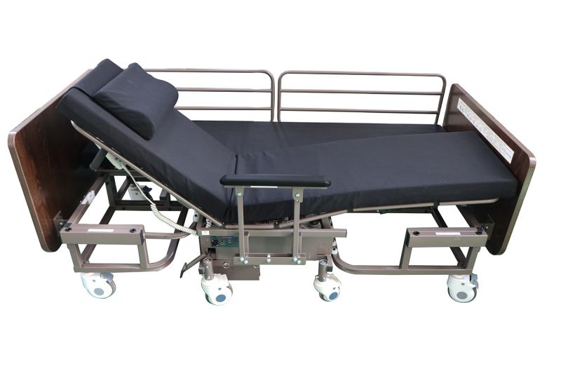 三聯(lián)機(jī)器人護(hù)理床-